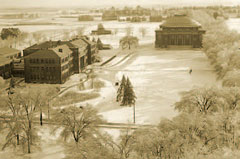 Photo of the quad in the early days of the university